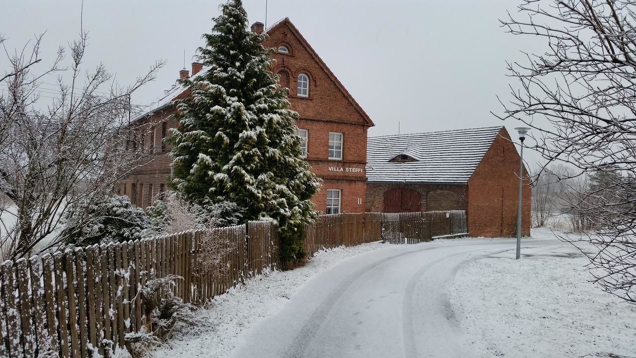 Проживание в семье Villa Steffi Любань-21